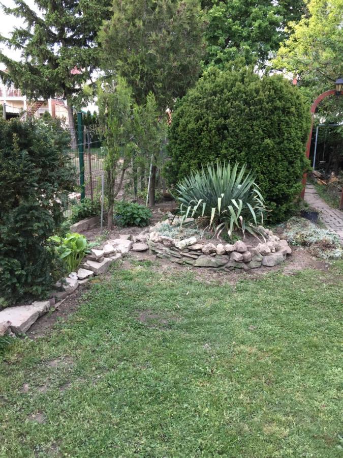 Lehel Apartman Keszthely Esterno foto