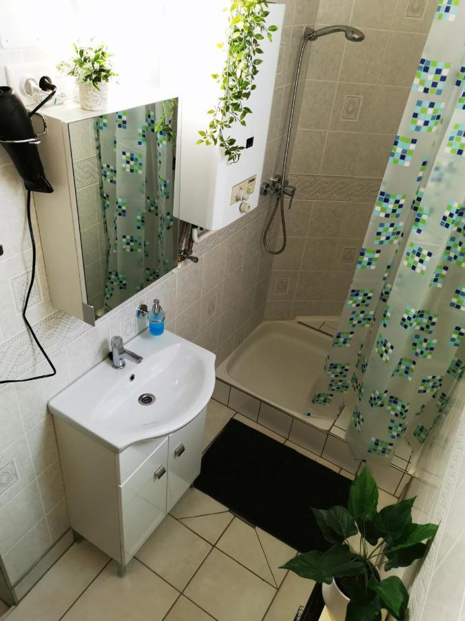 Lehel Apartman Keszthely Esterno foto