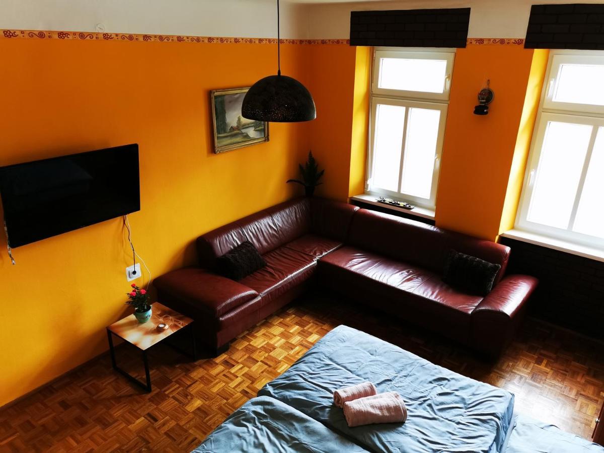 Lehel Apartman Keszthely Esterno foto